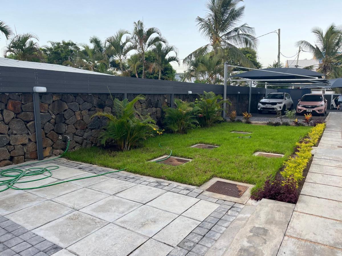 Coastal View Apartments Grand Baie Exterior foto